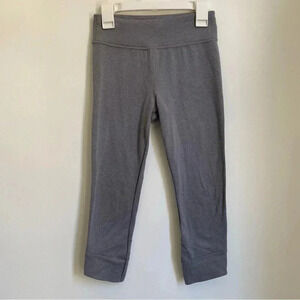 Athleta girl cropped capri leggings L / 12
